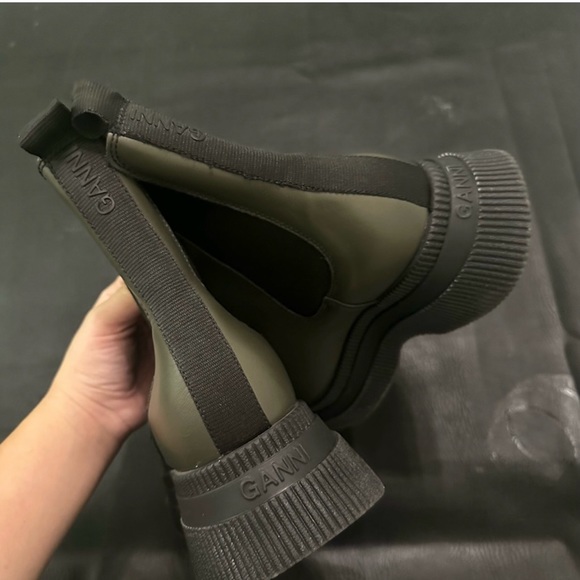 Ganni Chelsea boots - Picture 4 of 5